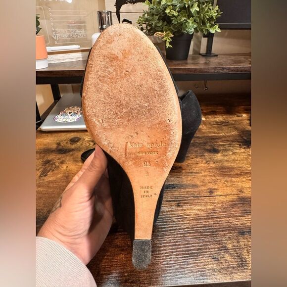 Kate Spade Black Suede Wedges size 9.5b - Picture 11 of 11